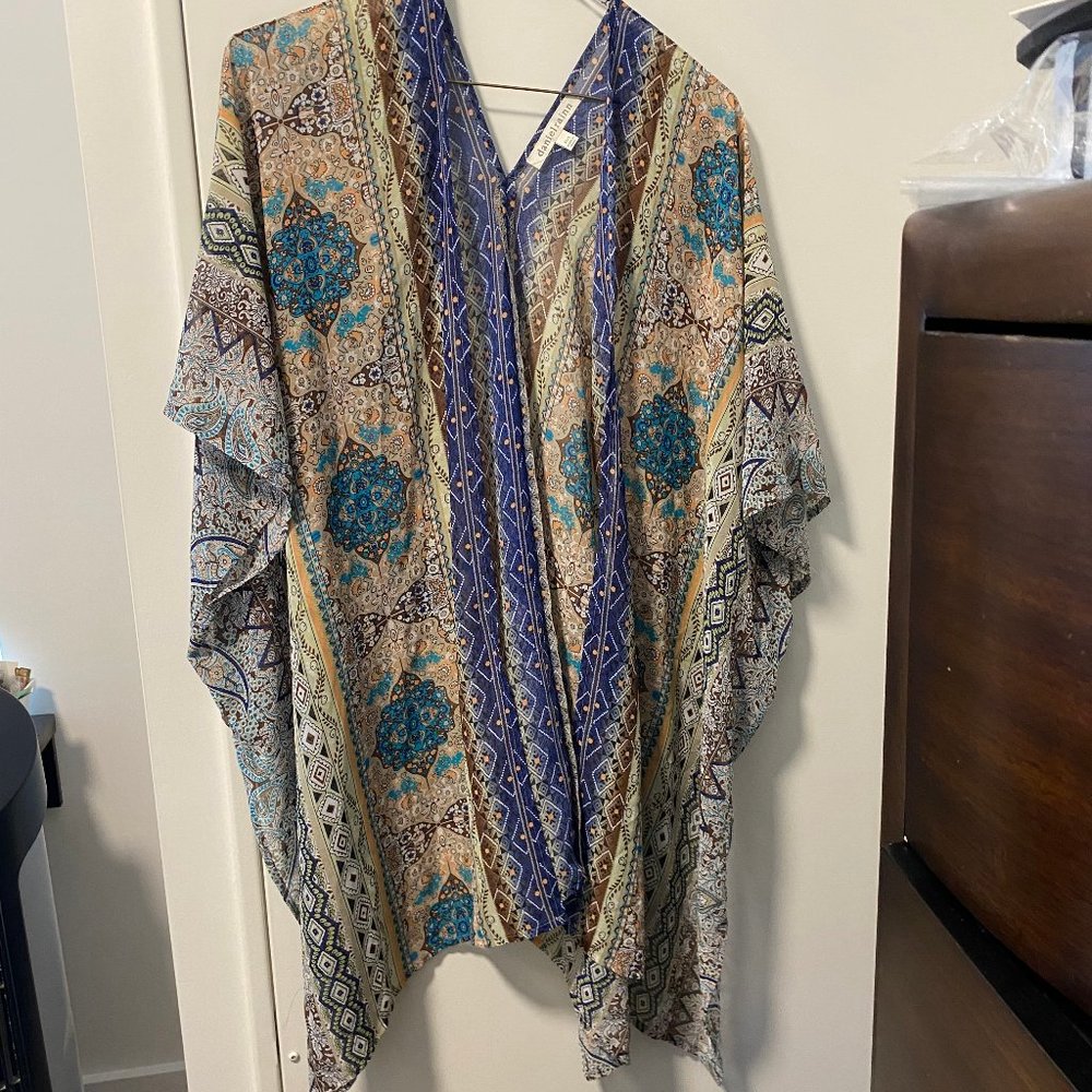 Daniel Rainn Patterned Shawl Wrap
